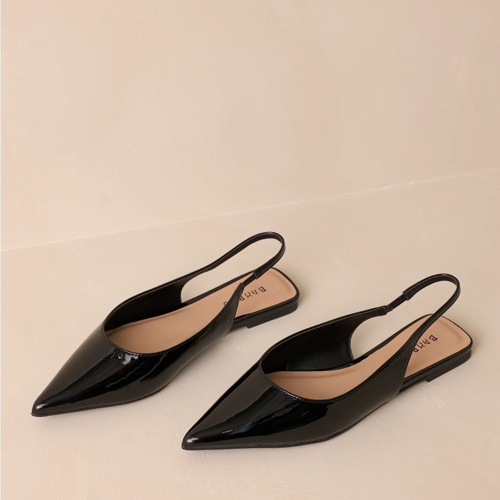 Elegant Black Slingback Flats